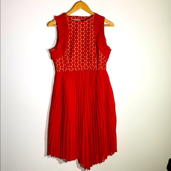 foxiedox Dresses & Skirts - NEW Foxiedox Gorgeous Red Dress